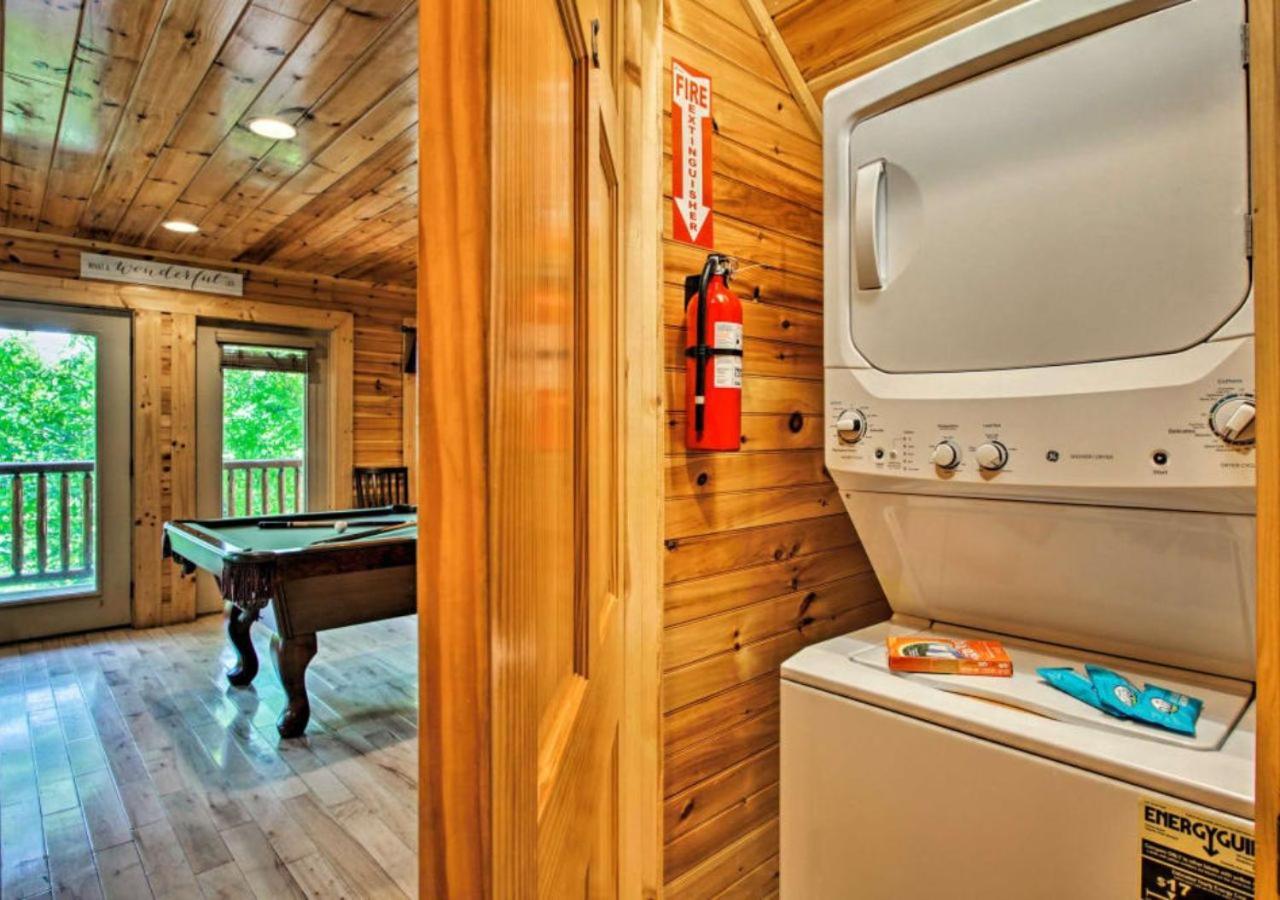 Fabulous Pet-Friendly, Family Cabin With Outdoor Kitchen, Hot Tub, Sauna, Fireplace, Theater Room, Arcade, Pool Table, And Fire Pit Within Minuties Of Dollywood เซอเวียร์วีล ภายนอก รูปภาพ