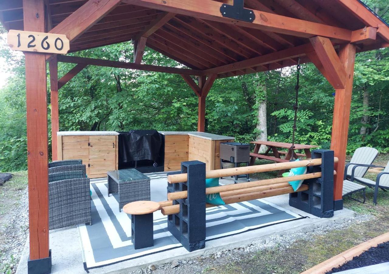 Fabulous Pet-Friendly, Family Cabin With Outdoor Kitchen, Hot Tub, Sauna, Fireplace, Theater Room, Arcade, Pool Table, And Fire Pit Within Minuties Of Dollywood เซอเวียร์วีล ภายนอก รูปภาพ