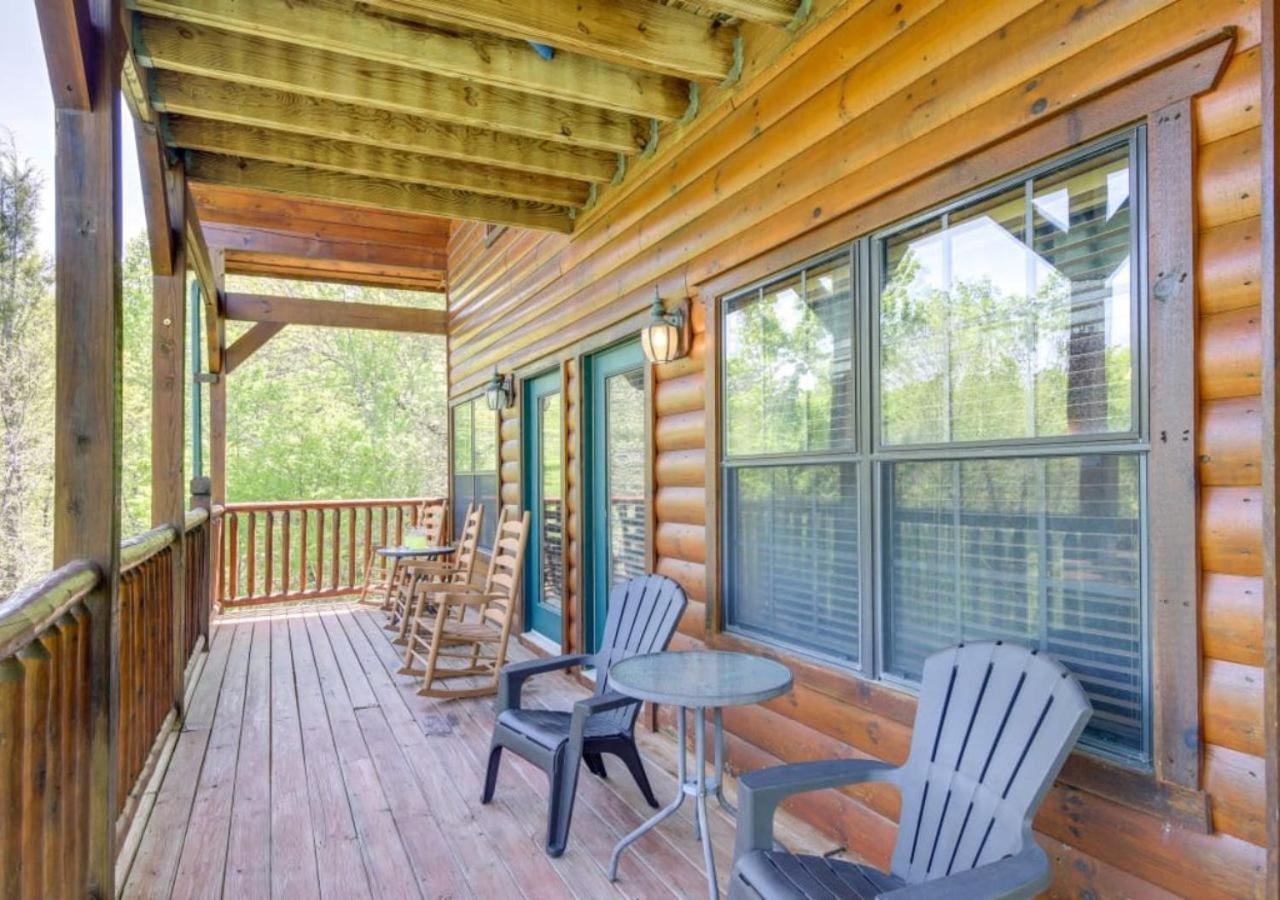 Fabulous Pet-Friendly, Family Cabin With Outdoor Kitchen, Hot Tub, Sauna, Fireplace, Theater Room, Arcade, Pool Table, And Fire Pit Within Minuties Of Dollywood เซอเวียร์วีล ภายนอก รูปภาพ