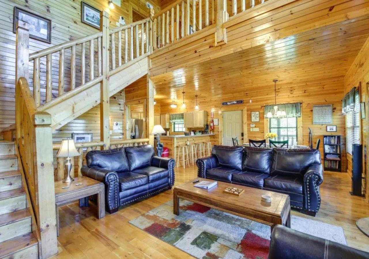 Fabulous Pet-Friendly, Family Cabin With Outdoor Kitchen, Hot Tub, Sauna, Fireplace, Theater Room, Arcade, Pool Table, And Fire Pit Within Minuties Of Dollywood เซอเวียร์วีล ภายนอก รูปภาพ
