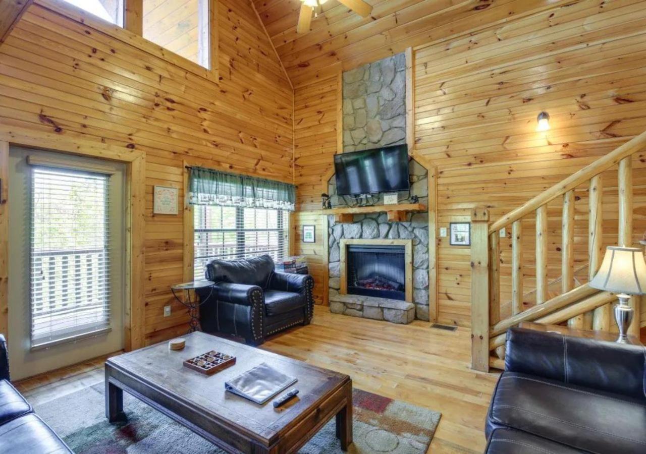 Fabulous Pet-Friendly, Family Cabin With Outdoor Kitchen, Hot Tub, Sauna, Fireplace, Theater Room, Arcade, Pool Table, And Fire Pit Within Minuties Of Dollywood เซอเวียร์วีล ภายนอก รูปภาพ