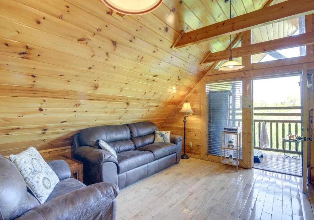 Fabulous Pet-Friendly, Family Cabin With Outdoor Kitchen, Hot Tub, Sauna, Fireplace, Theater Room, Arcade, Pool Table, And Fire Pit Within Minuties Of Dollywood เซอเวียร์วีล ภายนอก รูปภาพ